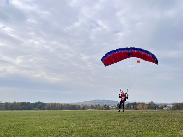 skoki spadochronowe kielce 18